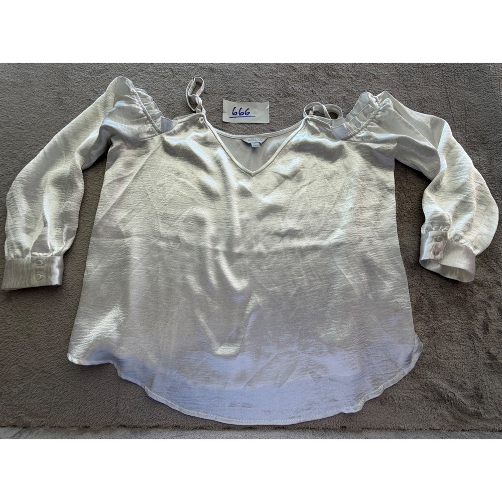 Belle Sky Blouse Womens XL Champagne Cold Shoulder Satin V-Neck Top